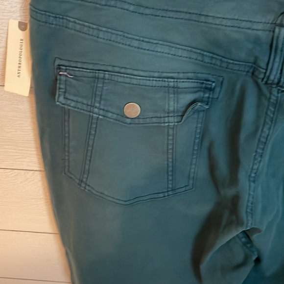 Pilcro Women's the Yaya Mid rise crop flare distressed hem turquoise sz 33T NWT - Picture 13 of 16